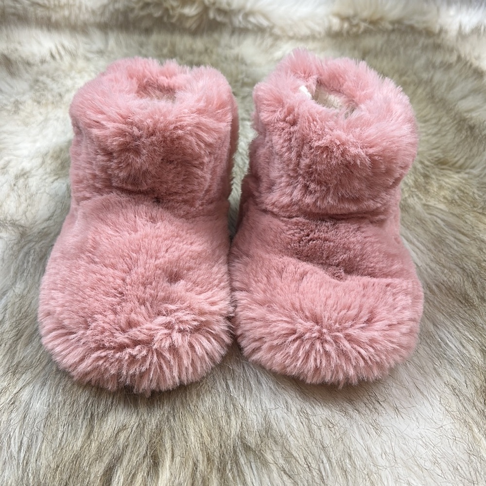 Pink Fluffy Slippers, M(7/8)